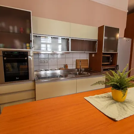 Patrik's Center * Budapest